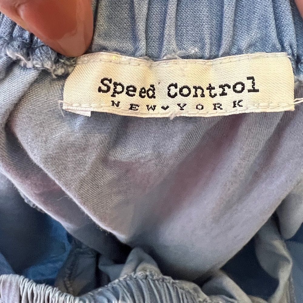 Speed Control Embroidered‎ Dress - Picture 3 of 9